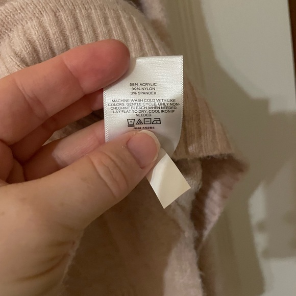 Express Tunic Sweater Top 💕 - Picture 3 of 5